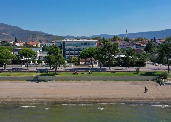 Life Отель Изник